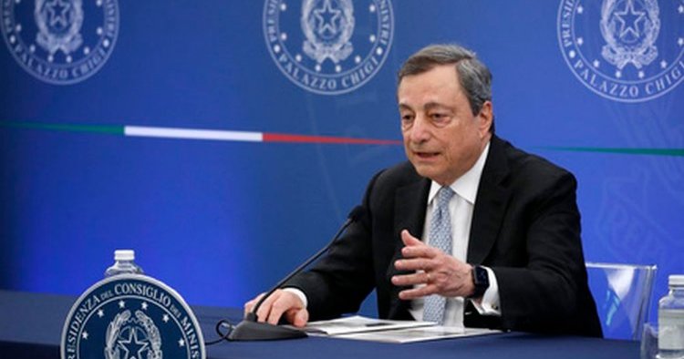 Il presidente italiano rifiuta di accettare le dimissioni del premier Draghi