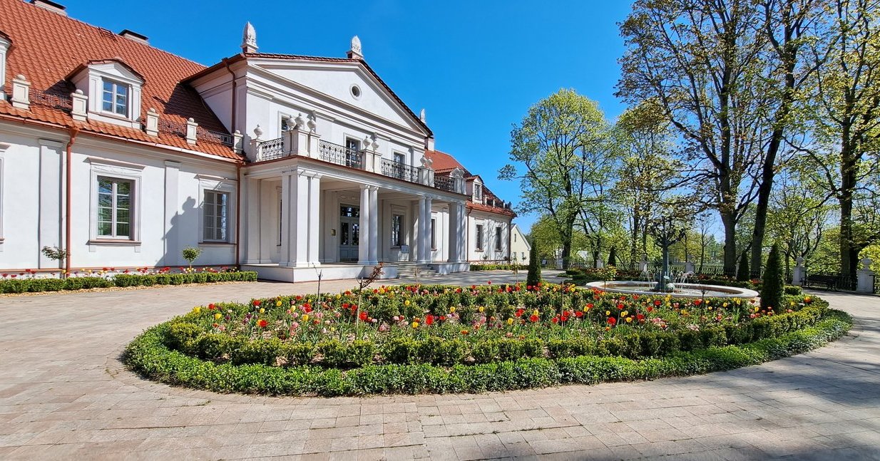 È tempo di fioritura a Ilzenberg Manor: viste spettacolari ti affascineranno fino all’autunno