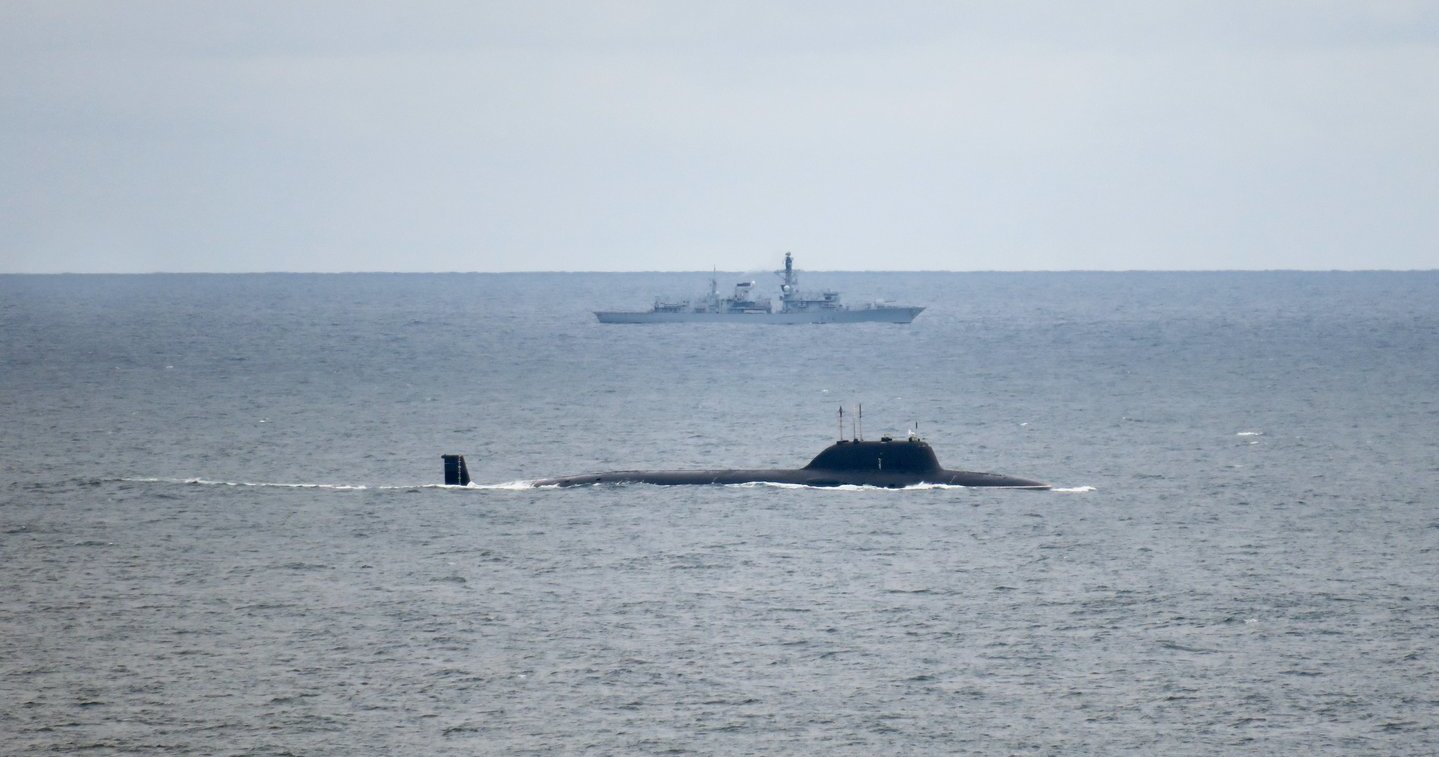 2 russiske ubåter er oppdaget utenfor Norge