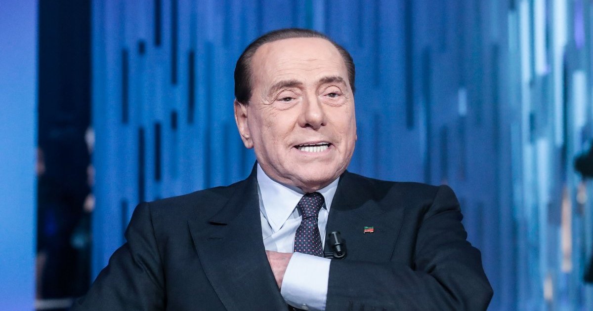 L’ex primo ministro italiano Berlusconi è in condizioni stabili in terapia intensiva