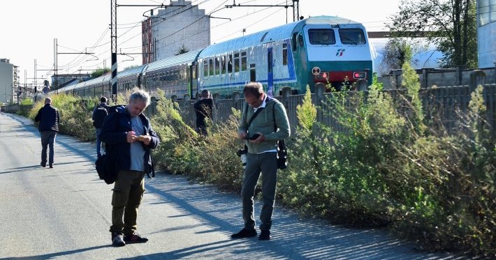 In Italia, 5 ferrovieri sono morti investiti da un treno di notte