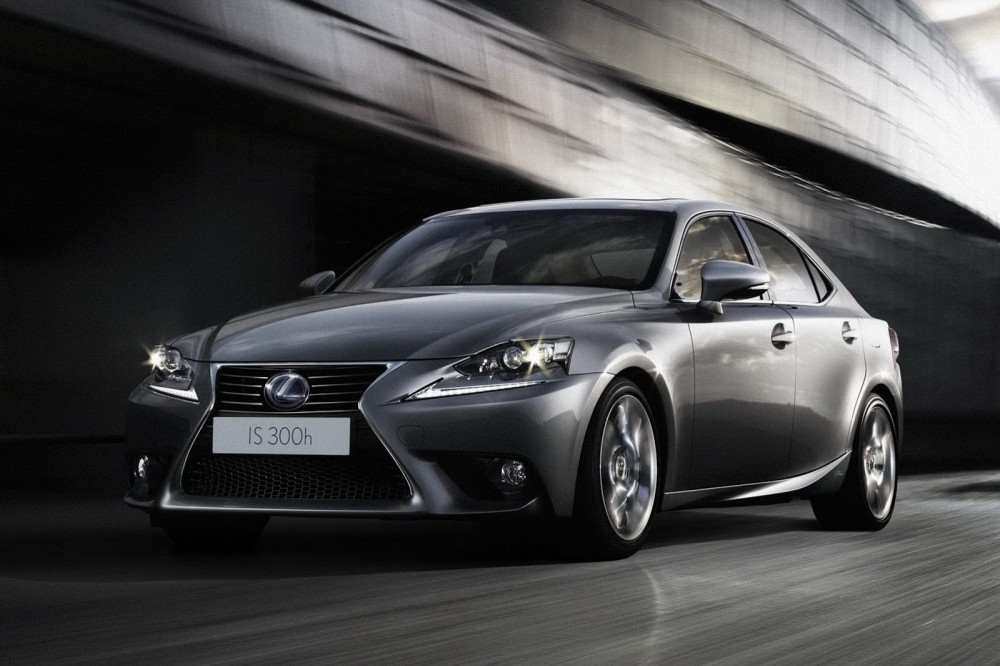 Lexus-IS-3%25255B3%25255D[1]