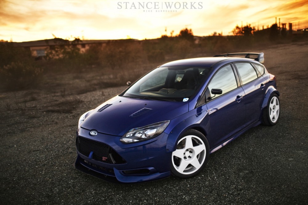 fifteen52-focus-st-trackster[1]