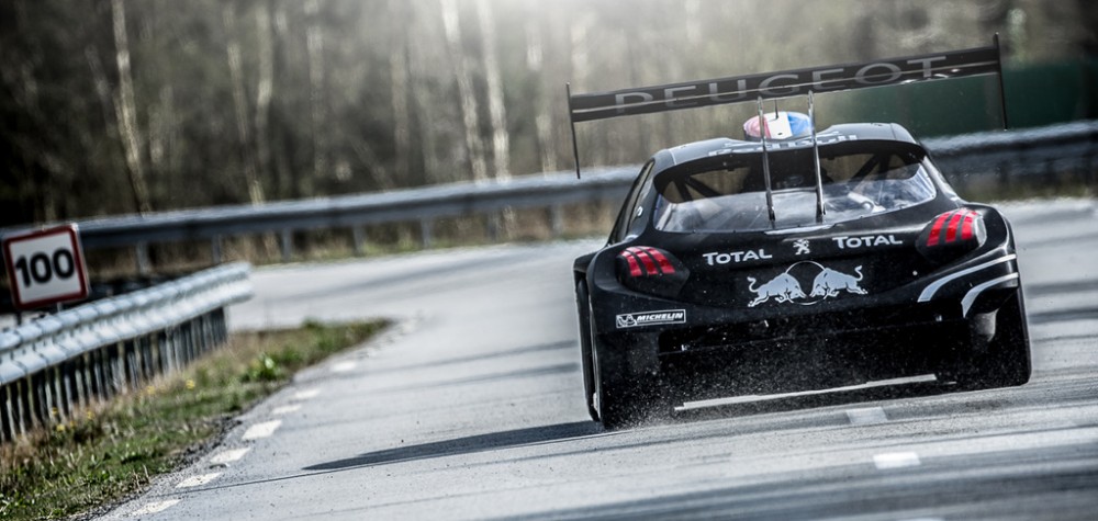 2013_Peugeot_208T16PikesPeak-11-1024