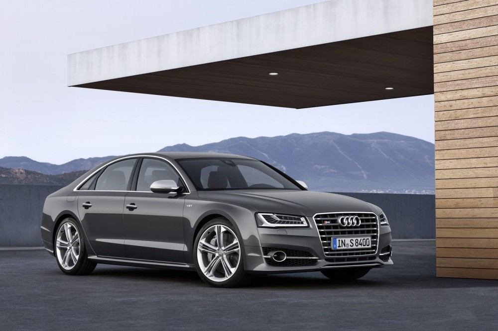 Audi S8