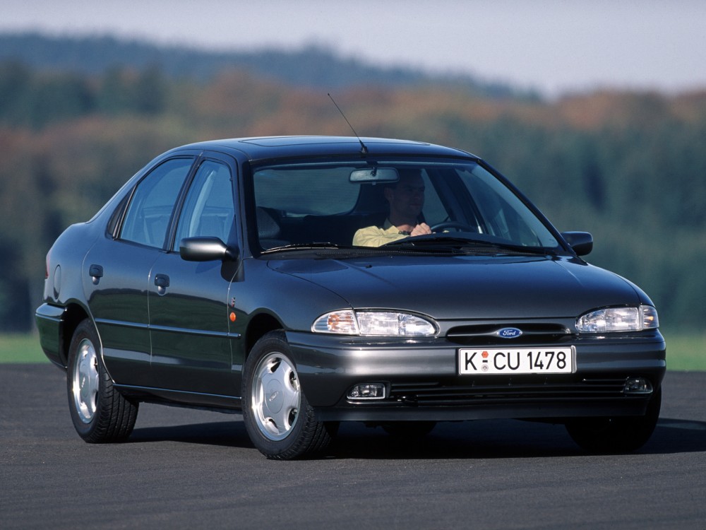 ford_mondeo_hatchback_6