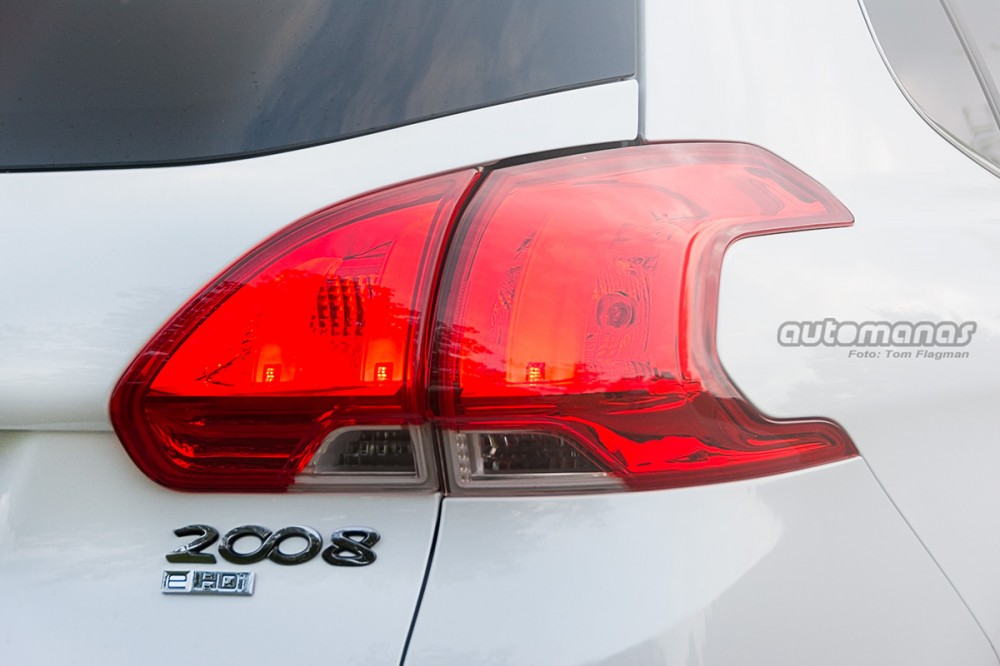 Peugeot_2008_automanas_19