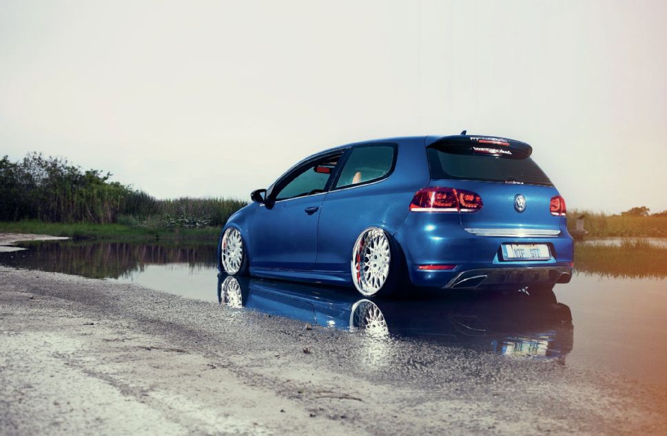 2010-VW-GTI-european-spec-golf-r-LED-taillights-02