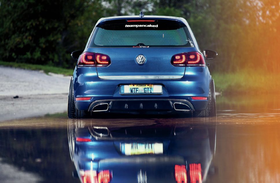 2010-VW-GTI-SRS-tech-carbon-fiber-rear-diffuser-06