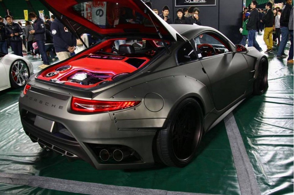 yes-this-is-a-350z-with-a-porsche-911-tail-and-maserati-granturismo-front_2