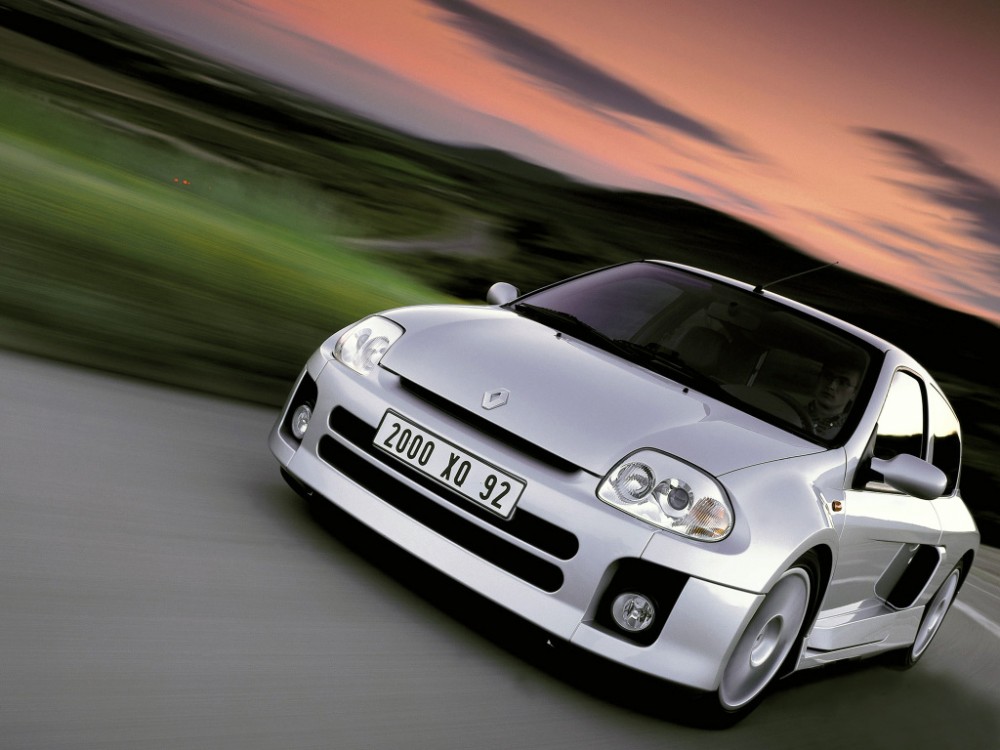 Renault Clio V6 (1)