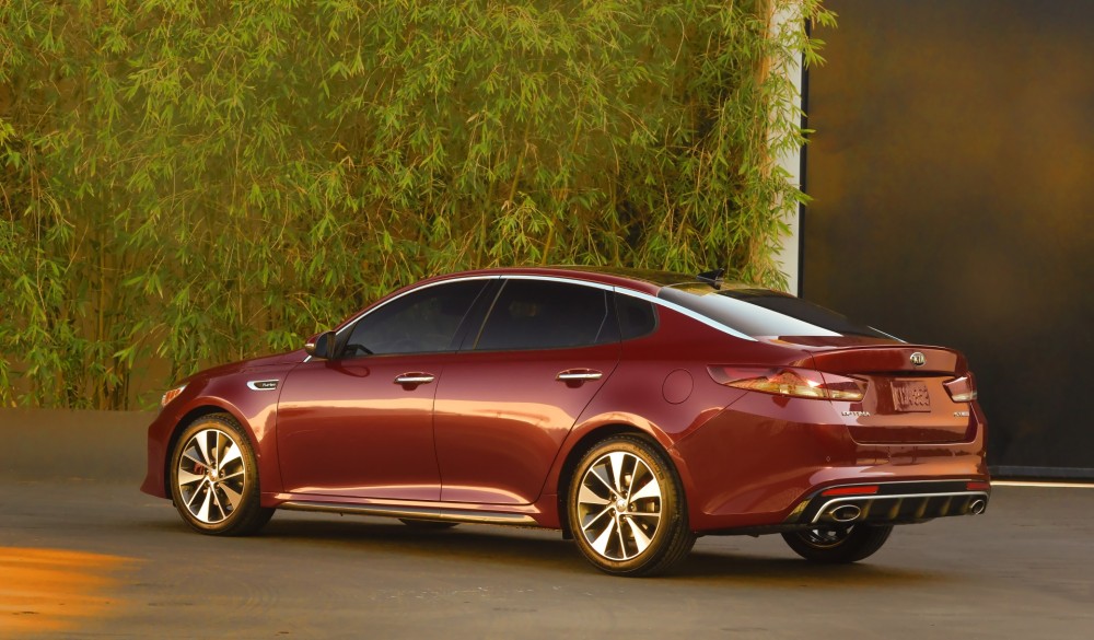 Kia 2016 Optima SX (US Specification)_2