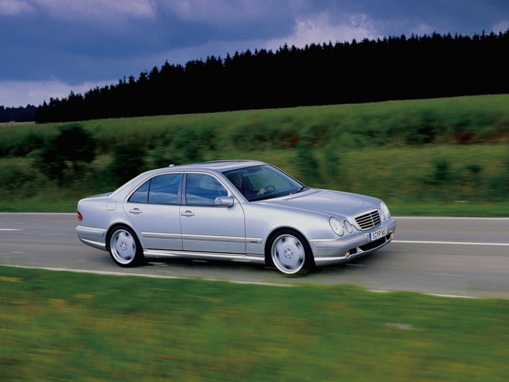 mercedes-benz_e_55_amg_3