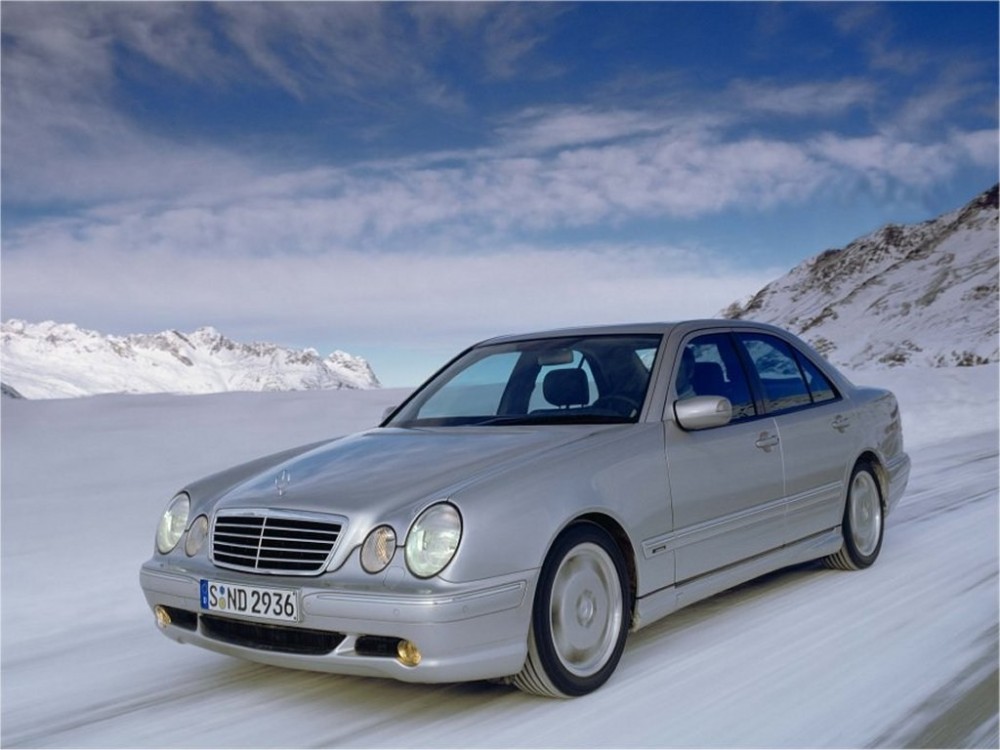 mercedes-benz_e_55_amg_4