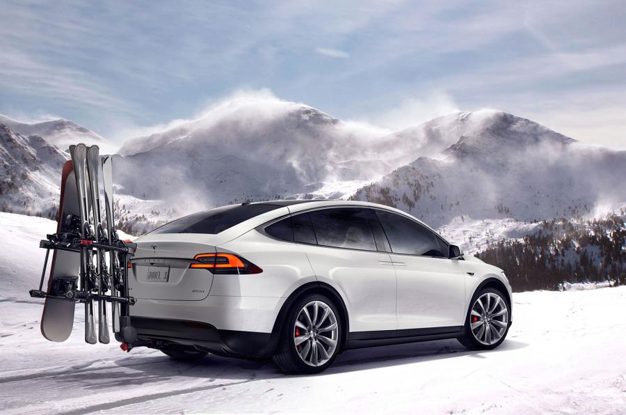 Model X (4)