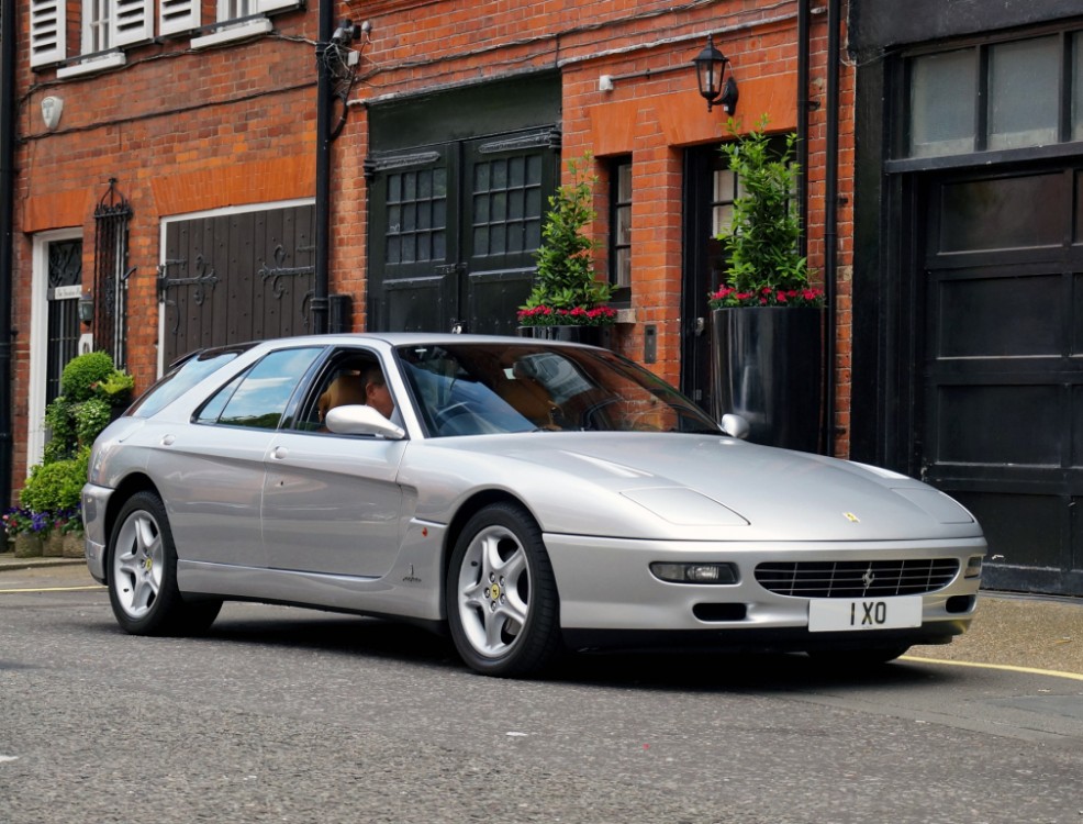 „Ferrari 456 GT Venice“: Brunėjaus princo užgaida