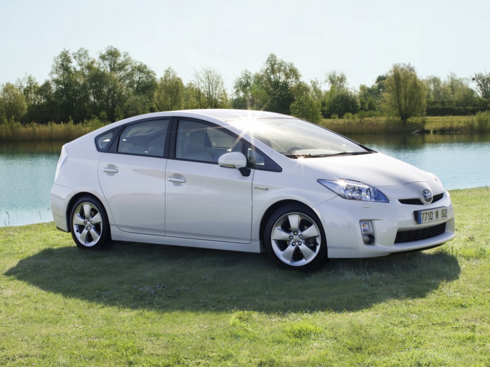 toyota_prius_110