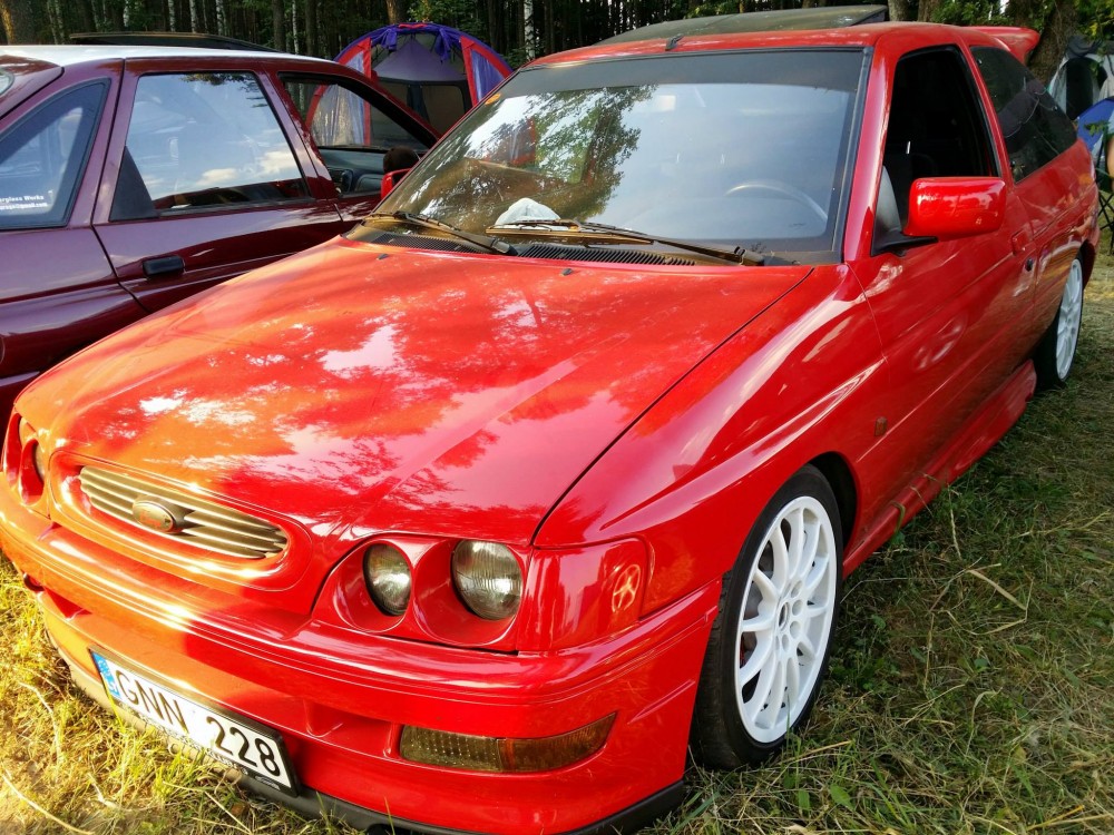 Ford Escort (7)