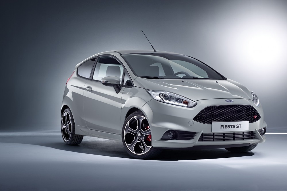 Ford at Geneva Unveils New 200 PS Fiesta ST200; New Kuga SUV Deb