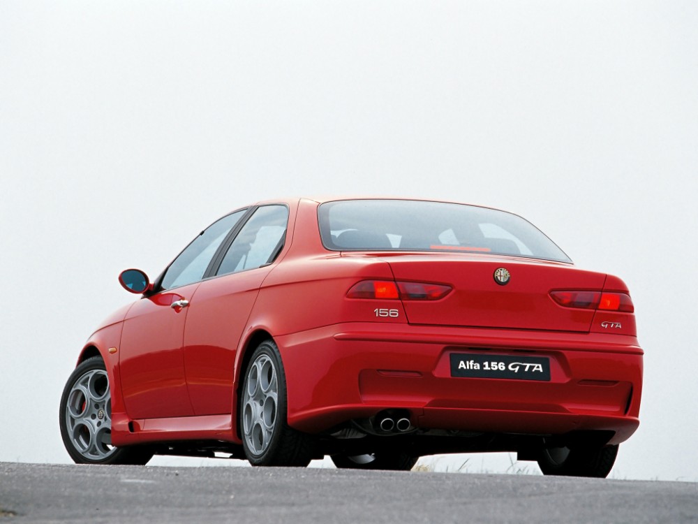 Alfa Romeo 156 GTA (4)