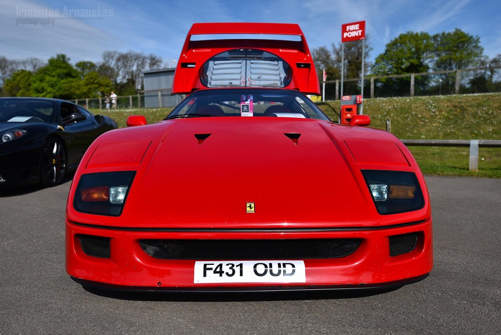 Ferrari F40 (2)