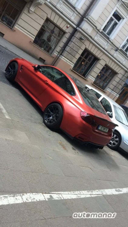 BMW M4 (1)