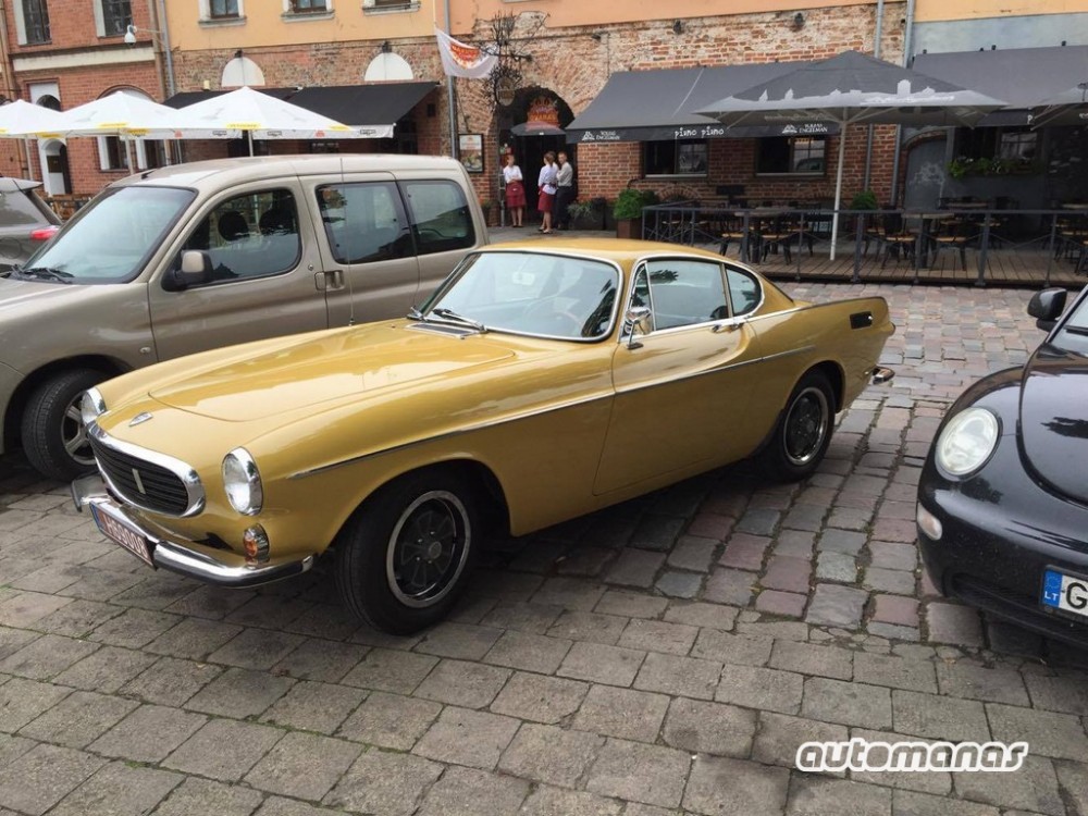 Volvo P1800 (3)