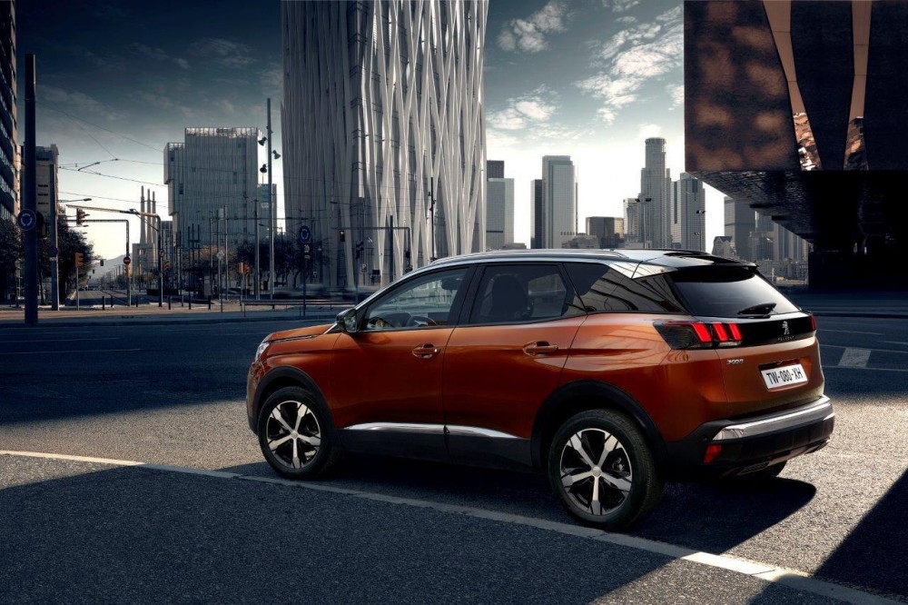 PEUGEOT_3008_1605PC_012