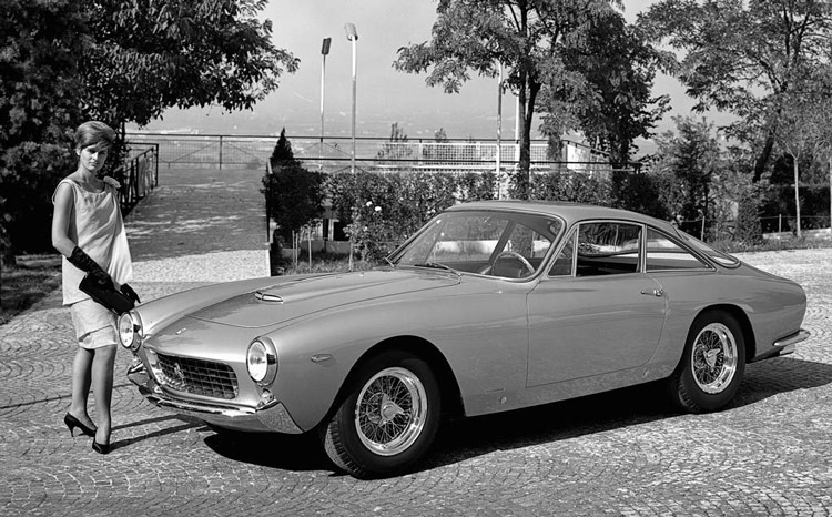 ferrari-lusso