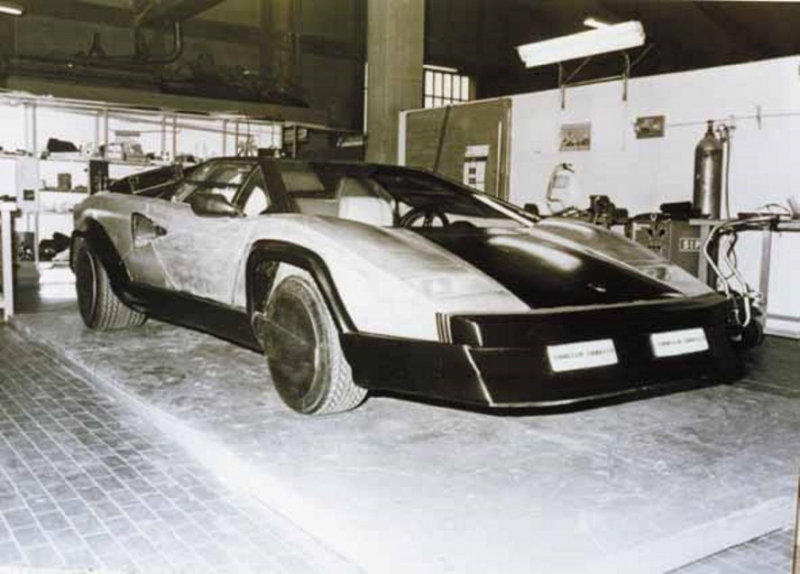 Lamborghini Countach Evoluzione (1)