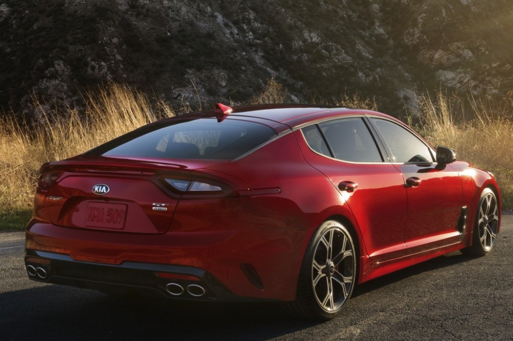 Kia Stinger GT (2)