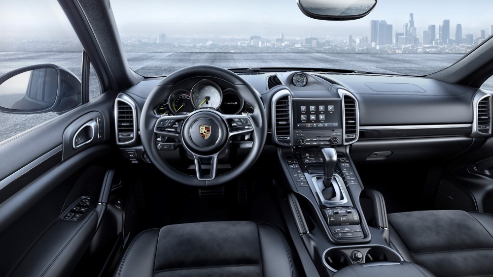 3_cayenne_s_e_hybrid_interior_porsche_cayenne_platinum_edition