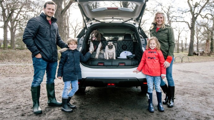 „Nissan X-Trail 4Dogs“ : Sukurtas tiems, kas turi šunis