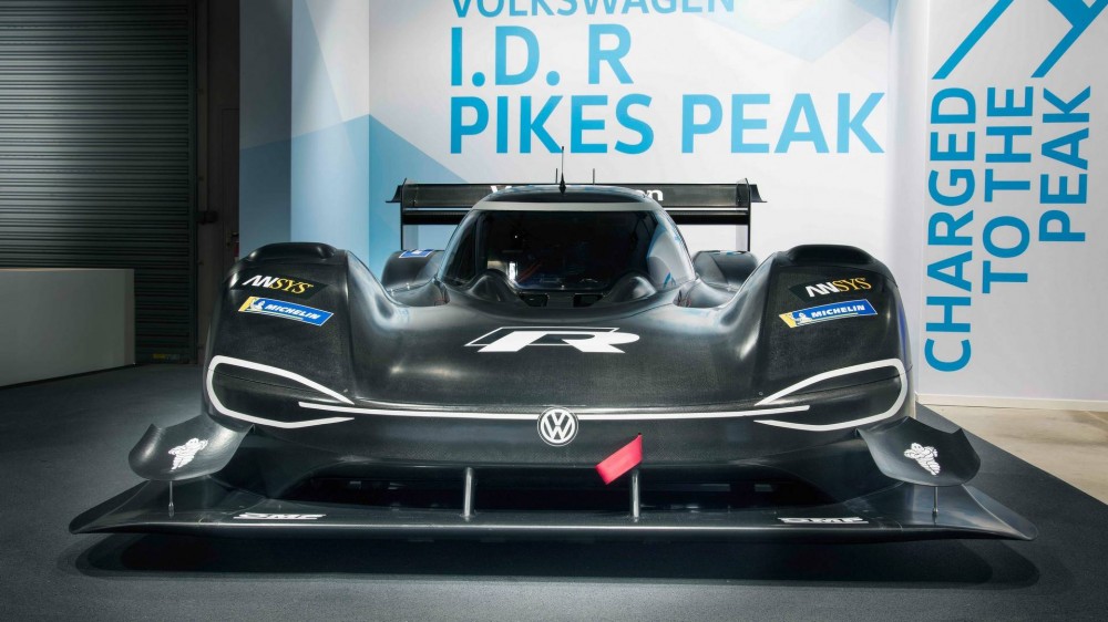 Volkswagen I.D. R (1)