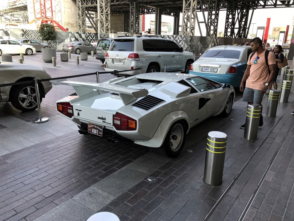 lamborghini countach (2)