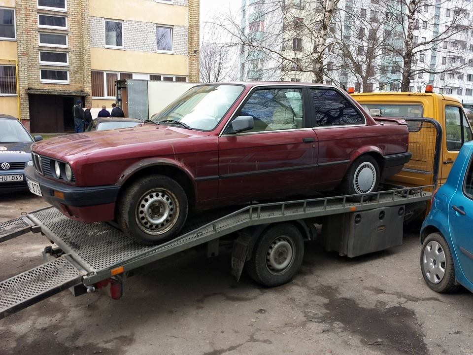 BMW restauracijos procesas (1)