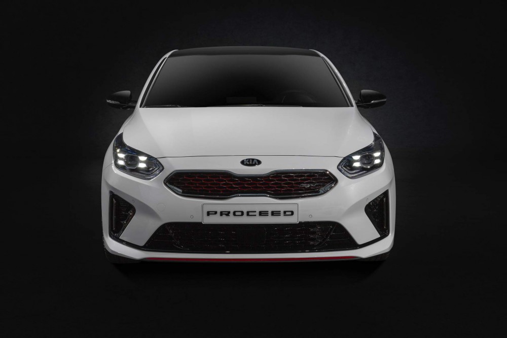 Kia ProCeed (13)