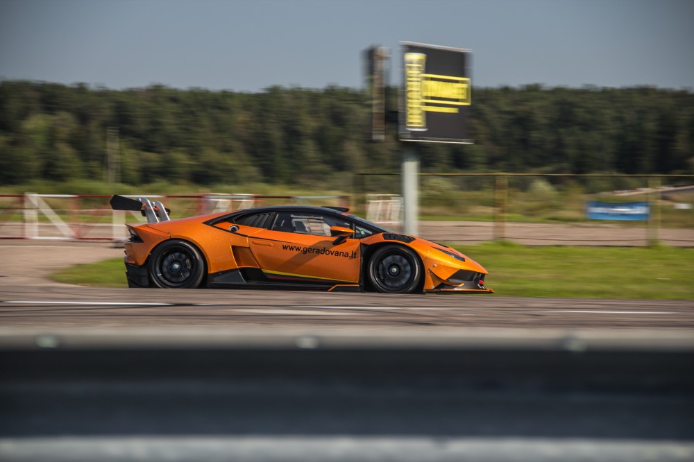 Lamborghini Huracan Super Trofeo (11)