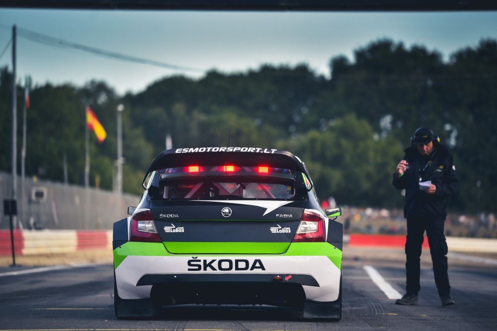 ES Motorsport komandos automobilis – Škoda