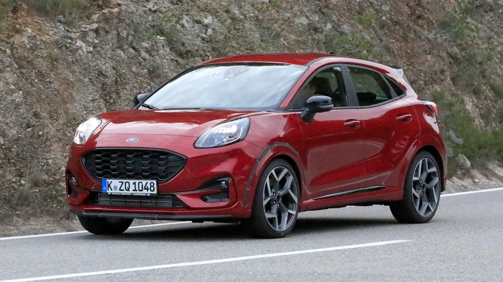 Sportiškas Ford Puma ST SUV