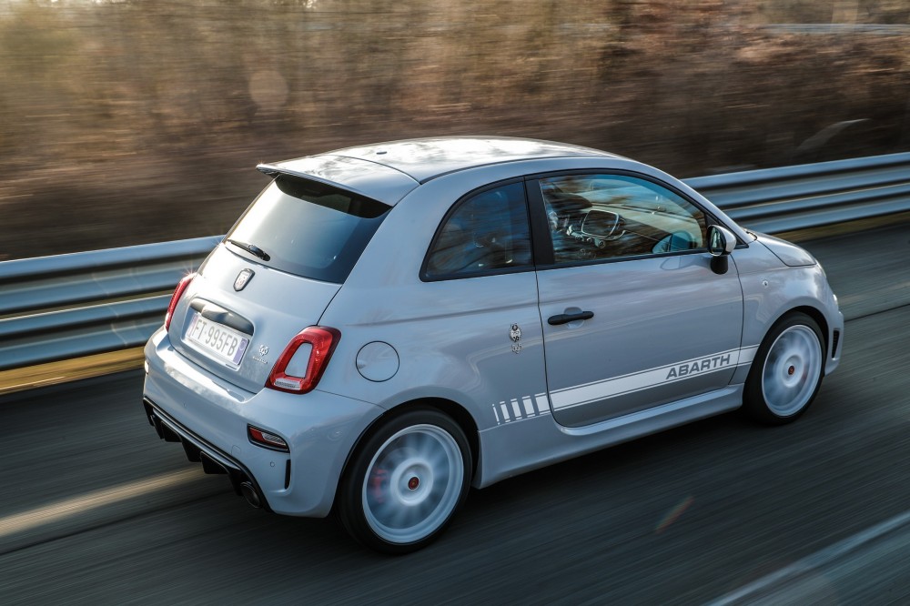 Abarth 595 Essese hečbekas