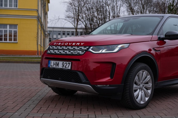 Atnaujintas Land Rover Discovery Sport