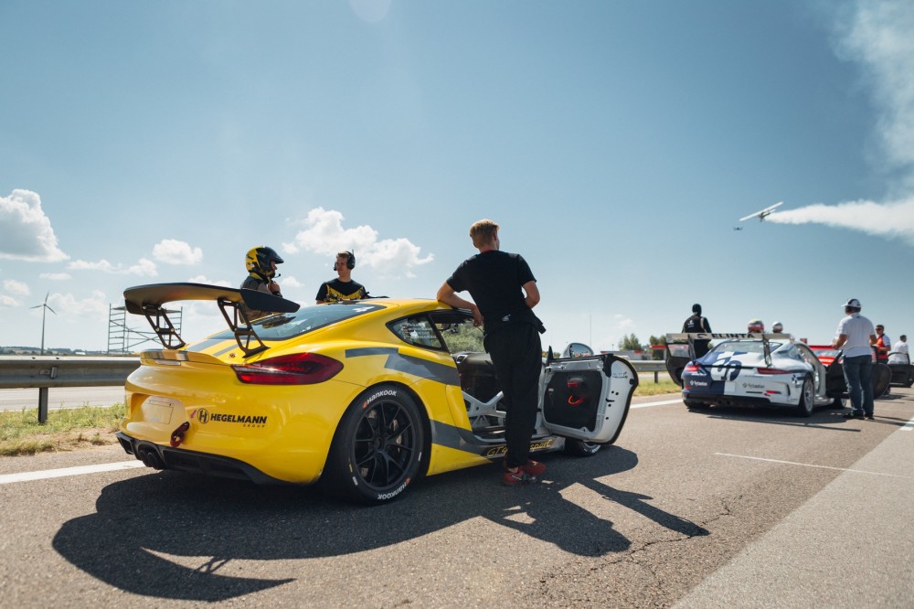 Porsche Cayman 1000 kilometrų lenktynėse