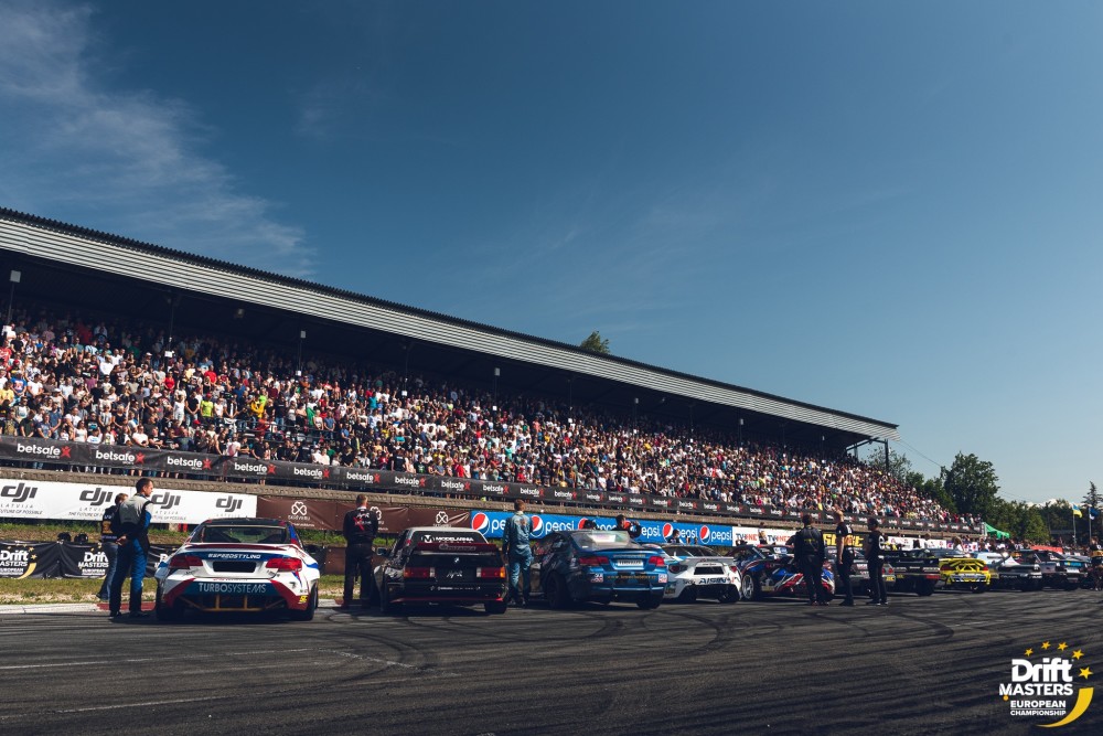 Akimirka iš „Drift Allstars“ varžybų