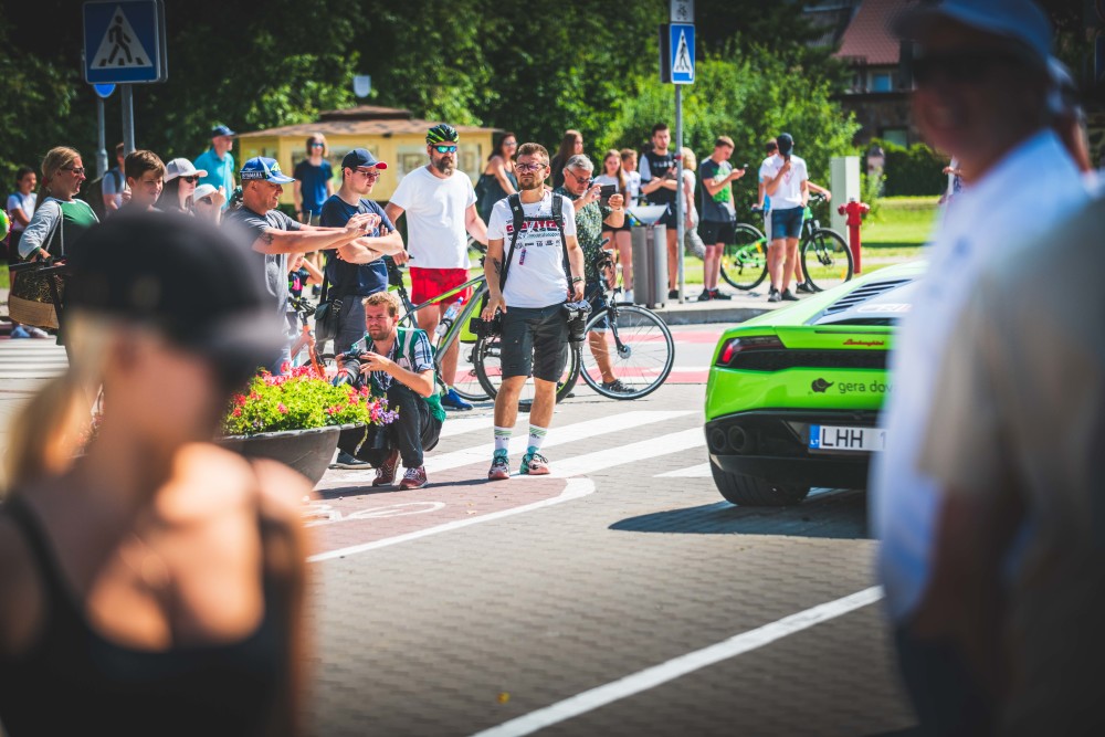 1000 kilometrų lenktynių paradas