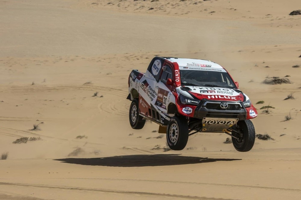 Komandą sudarys Nasser Al-Attiyah ir šturmanas Mathieu Baumel; Giniel de Villiers ir šturmanas Alexas Haro; naujokas Henk Lategan ir šturmanas Brett Cummings; Shameer Variawa ir šturmanas Dennisas Murphy