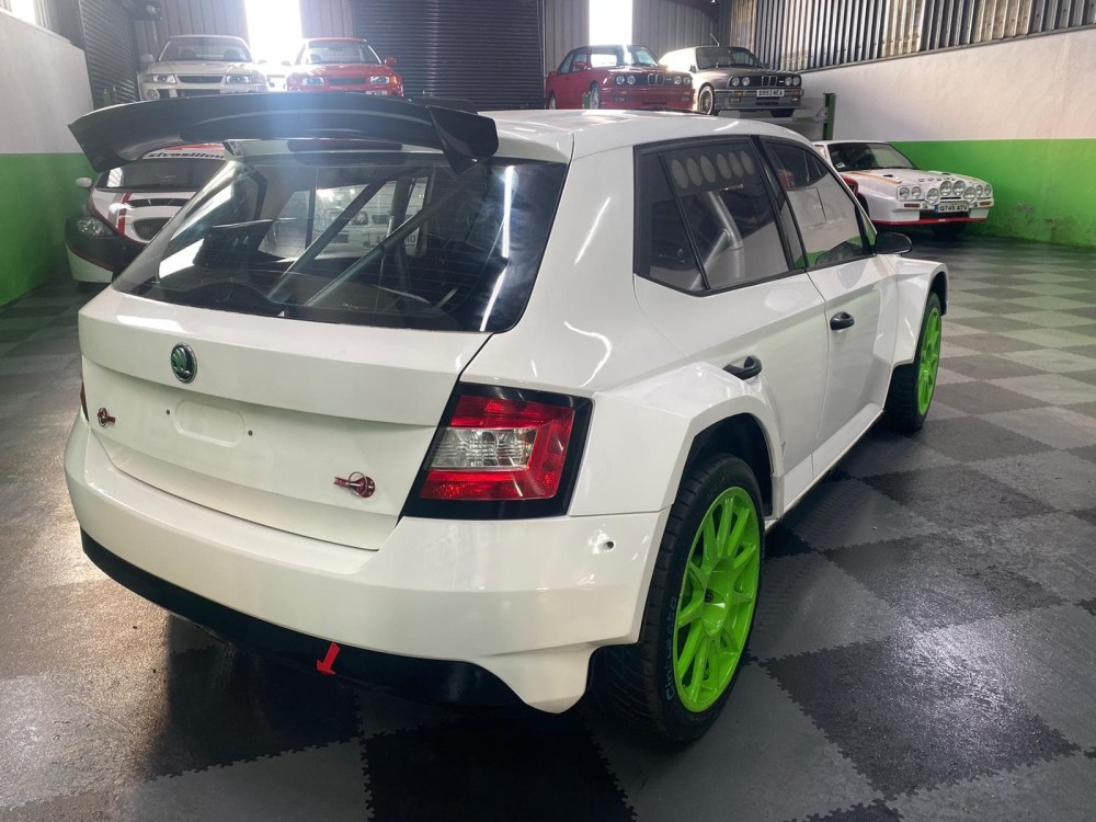 Škoda Fabia R6