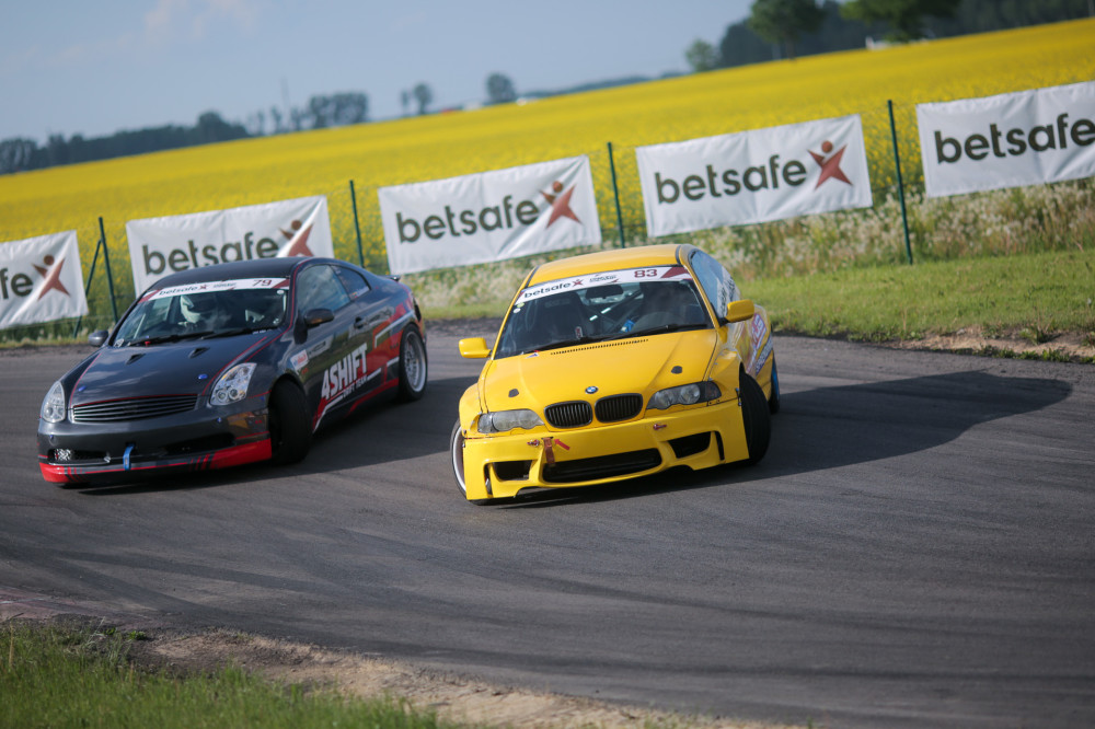 Kačerginės „Nemuno žiedo“ trasoje dvi dienas vyks bene įtempčiausias Lietuvos „drifto“ čempionato etapas – „Liqui Moly UpHill Drift“.