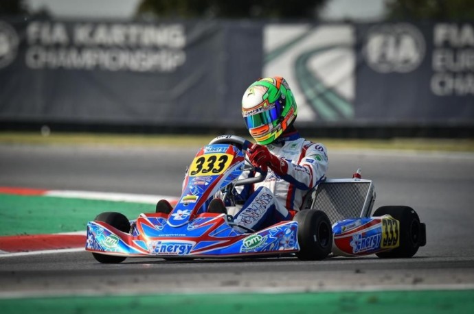 Kajus Šikšnelis išaugo kartingą – lenktyniaus prestižiniuose čempionatuose su „Porsche 911 GT3 Cup“