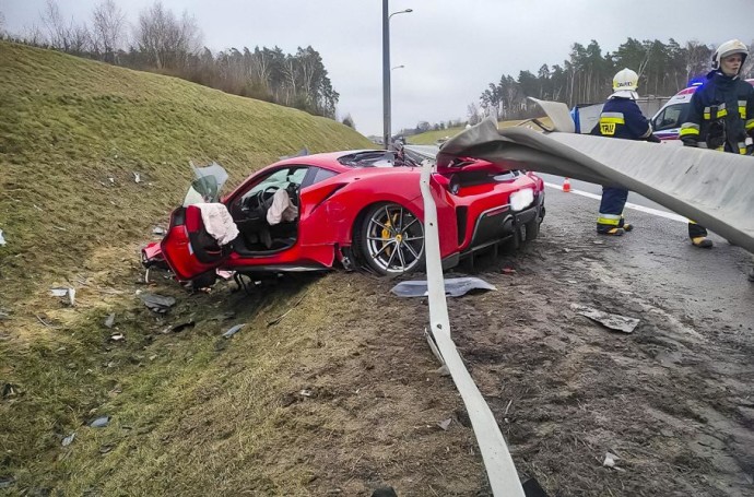 Ferrari 488 Pista